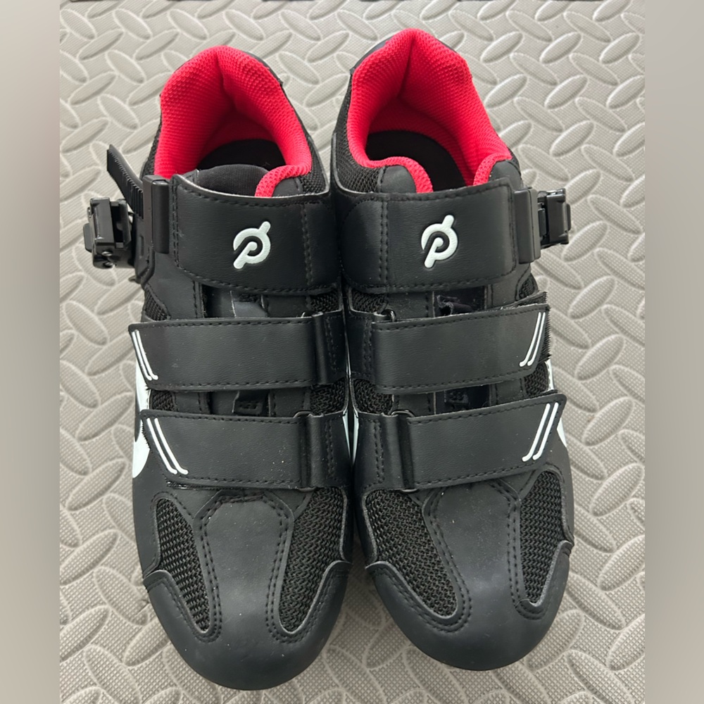 Peloton cycling shoes size 40